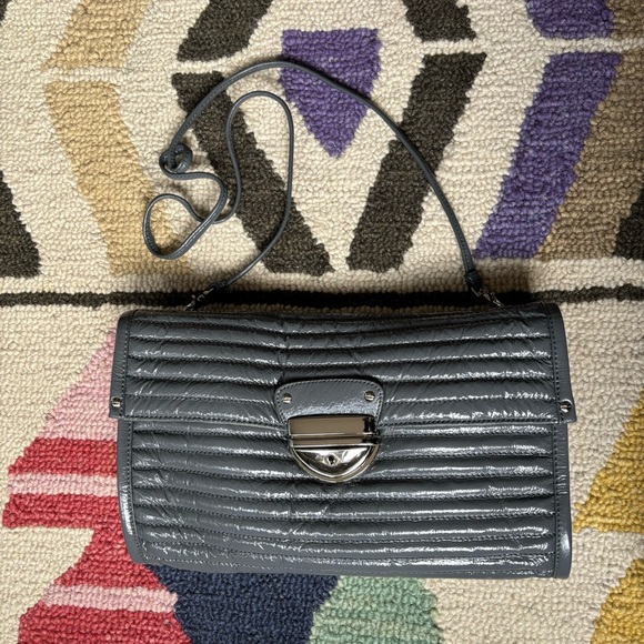 Cynthia Rowley Oversized Gray Puffy Quilted Patent Leather Clutch & Crossbody - Picture 4 of 16
